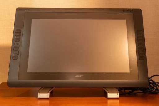 【液晶タブレット】wacom Cintiq 22HD DTK-2200