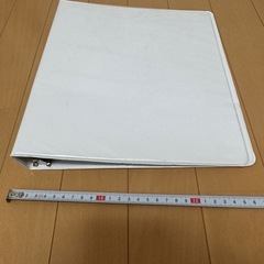 まとめ買いで無料　リングファイル　文具　シール帳の画像
