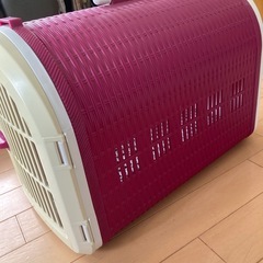 犬のキャリーバックの画像