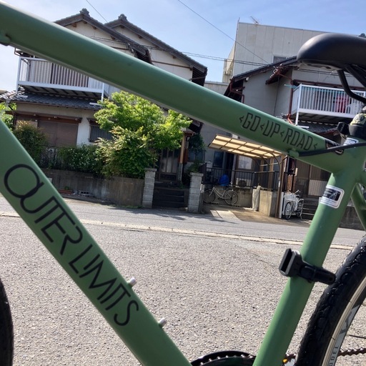 放【格安自転車販売】OUTELIMITSクロスバイク　22インチ