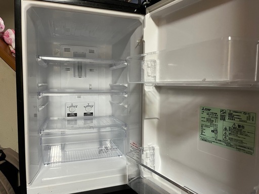 三菱　冷蔵庫　MR-P15Y-S 中古品 中古 冷蔵庫 三菱 MR-P15Y-S 146L 2ドア冷蔵庫 シルバー 2015年製 単身