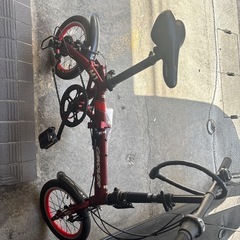 折りたたみ自転車の画像