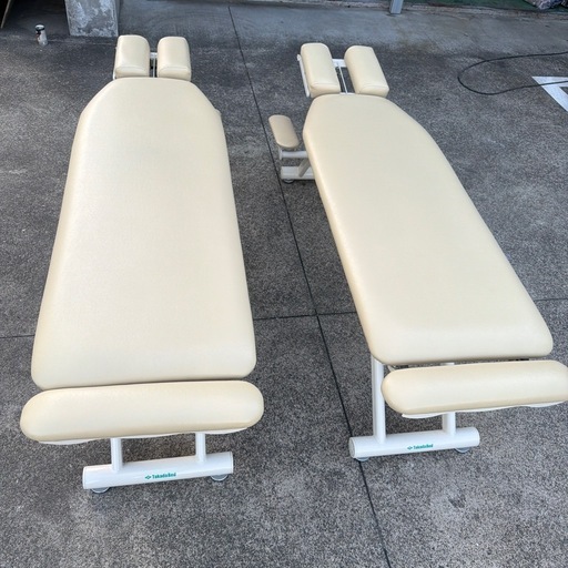 高田マッサージベッド2台で1万円