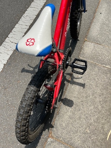 ヨツバサイクル  子ども 自転車 16インチ 赤色