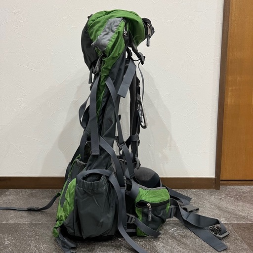 Deuter Aircontact 65+10 リュック