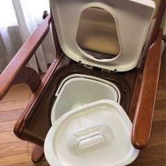 【GW中に限り】介護用　ポータブルトイレの画像
