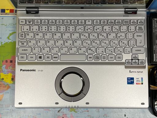 JC0314A　極美品 16GB レッツノート CF-QV1 2in1 タッチ 非常綺麗 超軽量　office2024