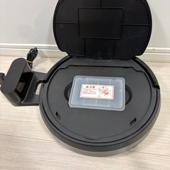 お掃除ロボットとスコッチブライトのモップの画像