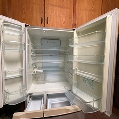 2010年パナソニック製冷蔵庫の画像