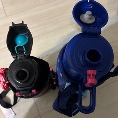 水筒の画像
