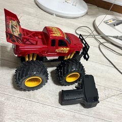 ラジコンカーの画像