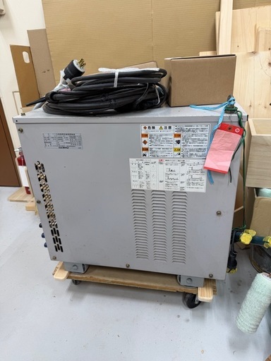 ダイヘンインバーターエレコン３００Ｐ溶接機
