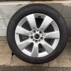 　　　MINI  タイヤ+ホイールセット F60 クロスオーバー
　　　　　　　の画像