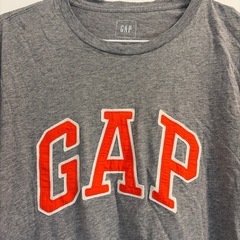 GAP グレー ロゴ Tシャツ Sサイズの画像