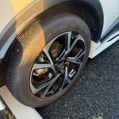 トヨタ　C-HR 1.8G 令和2年 28000kの画像