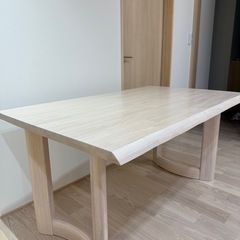 カリモク家具 ダイニングテーブル シアーホワイトの画像