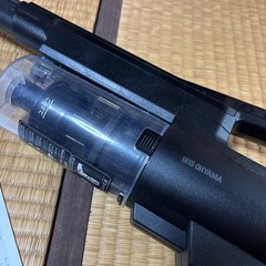 充電式コードレス掃除機アイリスオーヤマ2022年製の画像
