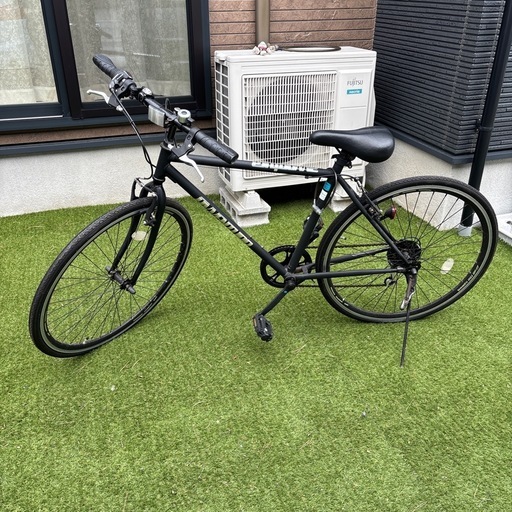 マウンテンバイク　クロスバイク　自転車