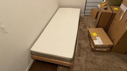 【美品】IKEA  ウトーケル シングルベッド