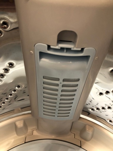 Hisense ハイセンス 全自動洗濯機 HW-G55B-W 2020年製【トレファク 川越店】 全自動洗濯機 ホワイト HW-G55B-W [洗濯5.5kg /乾燥機能無 /上開き