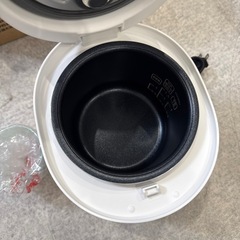 IRIS OHYAMA 1.5合炊き炊飯器 2022年製の画像