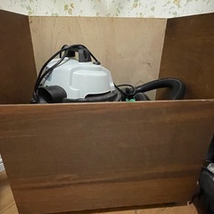 商談中　大型掃除機　木製カートごと引き取って頂ける方の画像