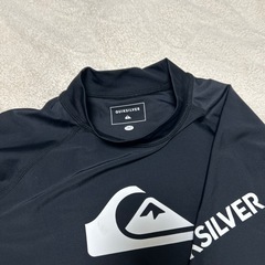 QUIKSILVER ラッシュガード160の画像