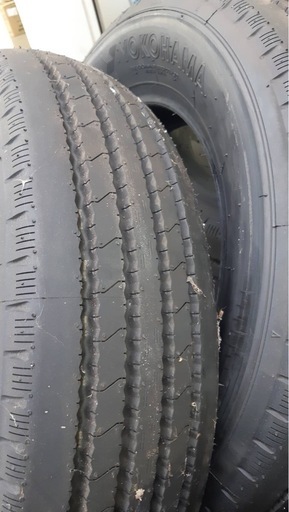 YOKOHAMAタイヤ6本
