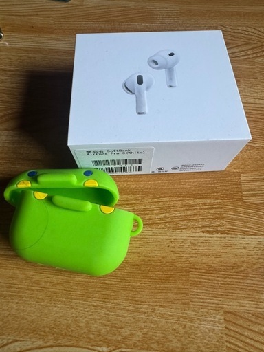 AirPods 3  Pro