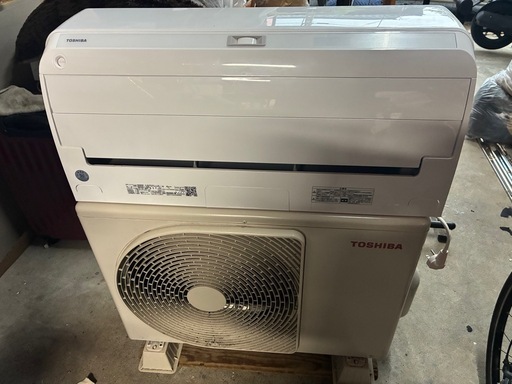 東芝　エアコン　18畳向け　RAS-N562DXKS 2024年製 