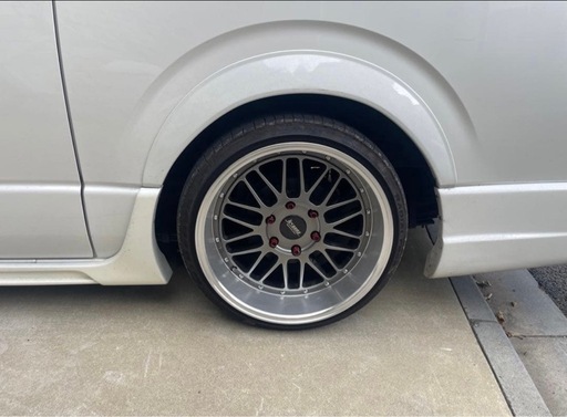 ハイエース19インチ　レヴァンナ
