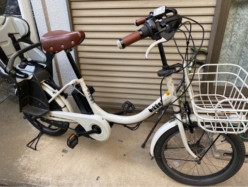 032中古ブリヂストンビッケ電動アシスト自転車　12Ah 大阪 ブリヂストンビッケ12.3Ah 子供乗せ電動自転車 (シルバー) 東久留米の