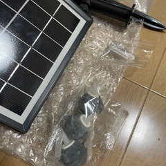 ソーラーエアポンプ 2W 大容量バッテリー内蔵の画像