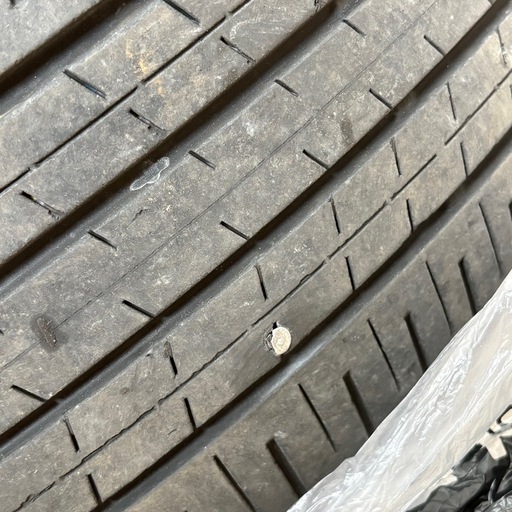 美品　DUNLOP ファルケン　18インチ　SUV タイヤ　4本　　235/60R18 103H 日本製