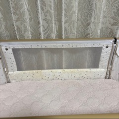 hzdmj ベビーベッド ベージュの画像
