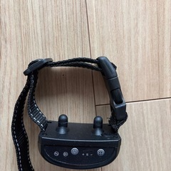 無駄吠え防止首輪 小中型犬専用首輪 53g超軽量 電流ショック不使用 全自動 7段階ピーの音&振動 防水 しつけグッズの画像