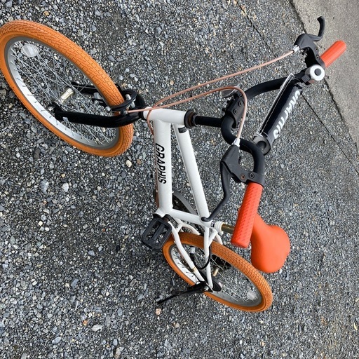 子ども用自転車ホワイトオレンジ (とも) 七宝のBMXの中古あげます