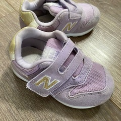 ニューバランス　キッズスニーカー13.5cmの画像