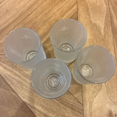 ショットグラス　4つの画像