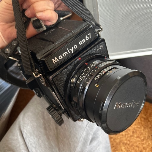 取り引き中　
Mamiya RB67 カメラ
