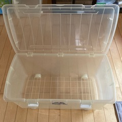 透明プラスチック衣類収納ケース 大　の画像