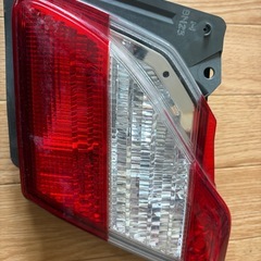 y51 フーガ純正テールの画像