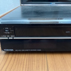 ビデオデッキ DVDプレイヤー　TOSHIBAの画像