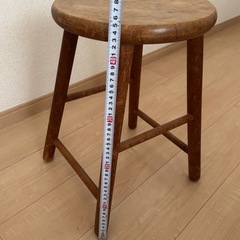 アンティーク　チェア　スツール
の画像