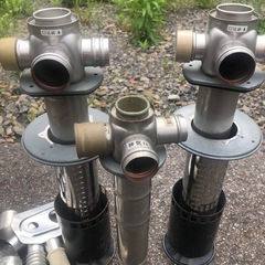薄型給排気筒色々の画像