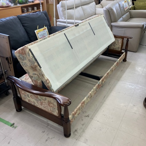 中古品　カリモク　コロニアル　ソファベッド　公田店
