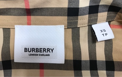 ジモティ割引有★【ジャングルジャングル岸和田店】バーバリー　BURBERRY　ノバチェック　ロンドンイングランド　バックプリント　シャ