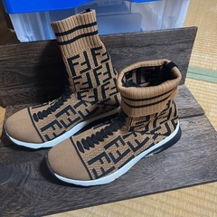 ニットソックスブーツの画像