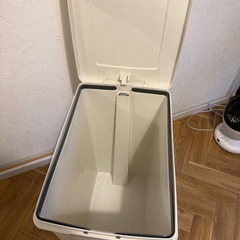 ゴミ箱 45lの画像