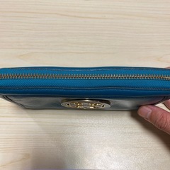 Tory Burch ターコイズ 長財布の画像